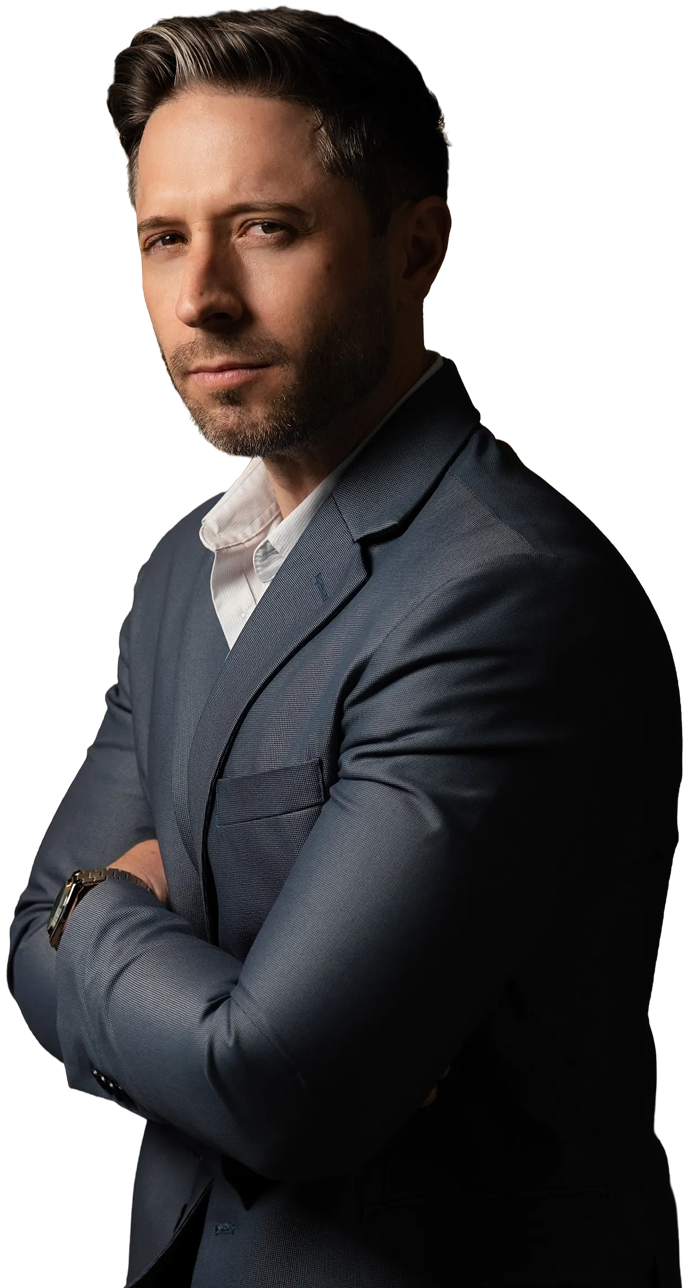 Dr. Lucas Zambellini
